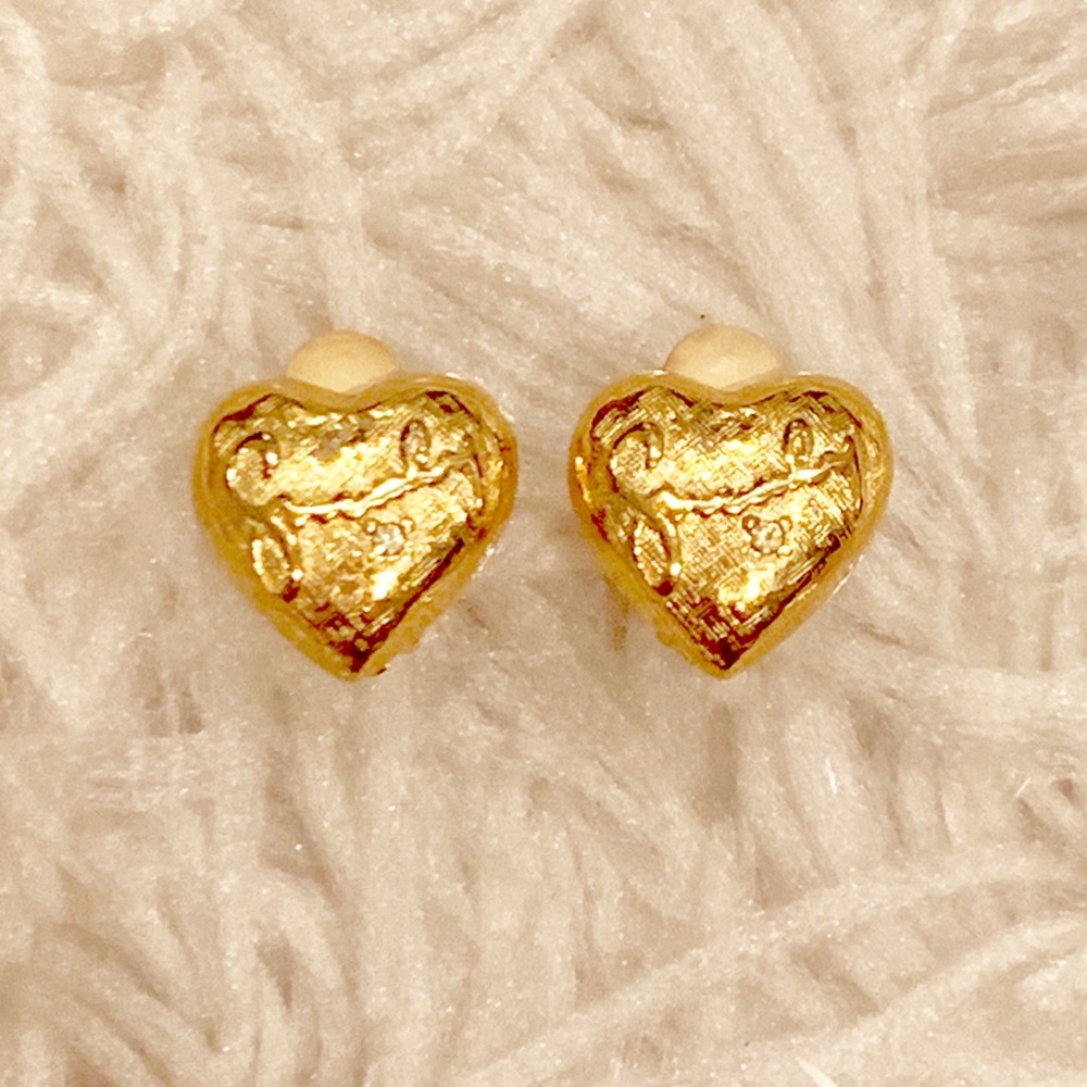 Vintage GIVENCHY CLIP ON HEART EARRINGS